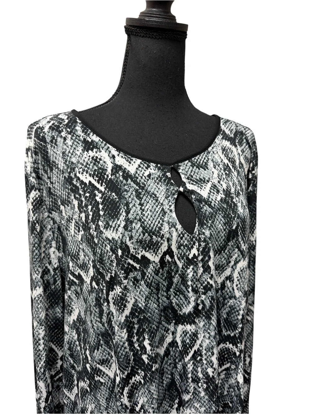 Susan Graver chic susan
